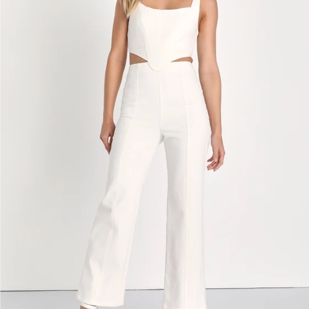 Lulu's Chic White Cutout Jumpsuit